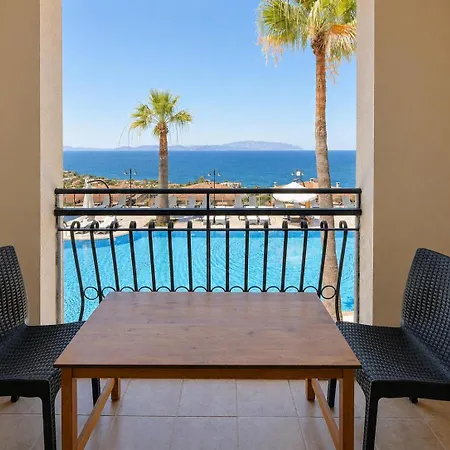 Altamare Hotel Kusadasi